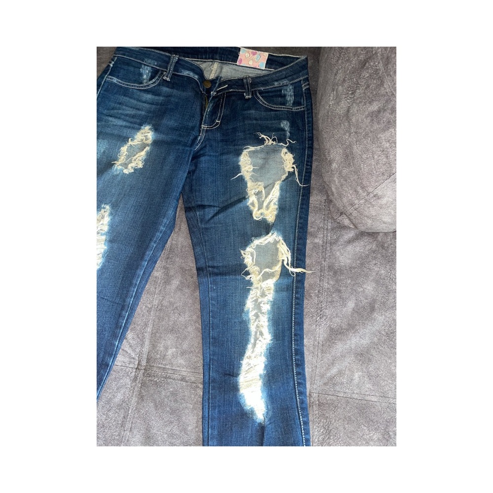 Women’s jeans size 28